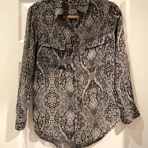 Black and white paisley sheer Oxford.